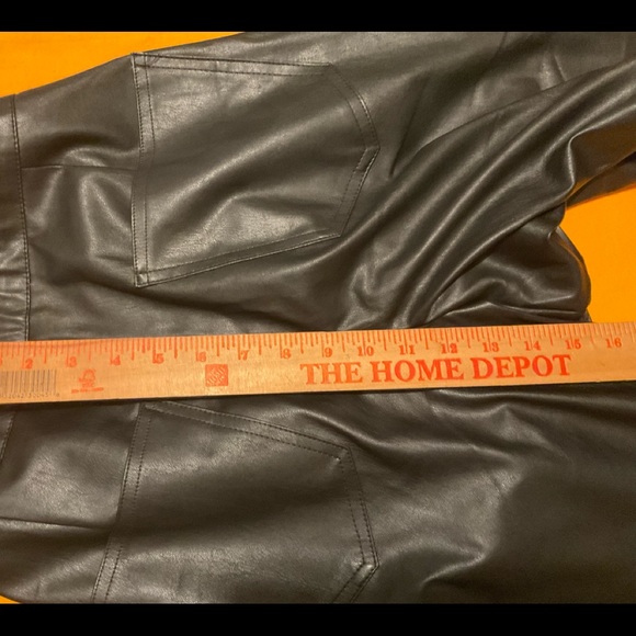 Cato Black Faux Leather Cropped Pullon Pants Size M, NWT - Picture 12 of 15